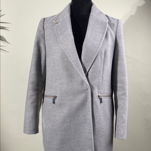 Knee Length Grey Coat - Picture 4 of 5